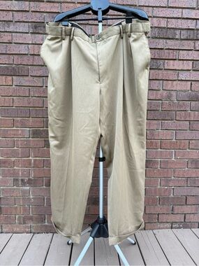 Izod Men's Khaki Pleated Front Chinos